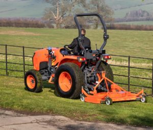L1382_flail mower_grass_side2