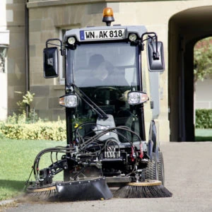 MIC_34C_Weed_brush_oth_1_CI15502x502_300 dpi (jpg)